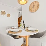 Luxurious Penthouse With Jacuzzi And Panoramic Sea Views 아파트 에스테포나