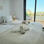 Apartamento Luxurious Penthouse With Private Jacuzzi, Sea Views And Big Terras